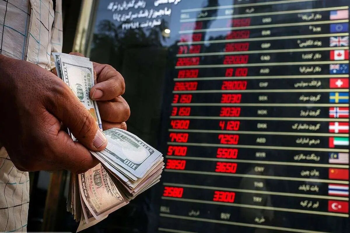 قیمت دلار در بازار آزاد امروز  پنجشنبه ۳۰ مرداد ۱۴۰۴