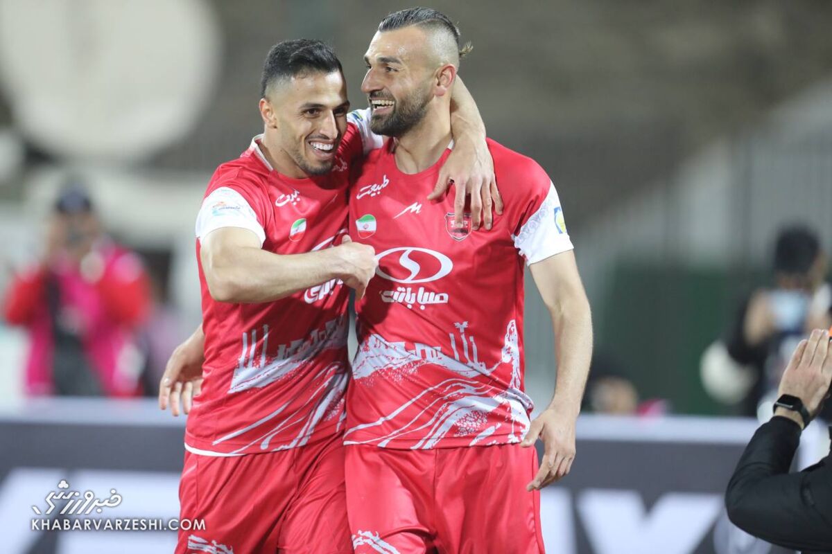 تصمیم دو سر باخت هاشمیان در خصوص یک بازیکن خاص! تصمیم دو سر باخت هاشمیان در خصوص یک بازیکن خاص!