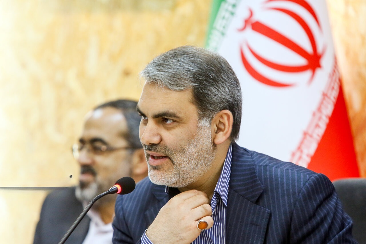 خوشحالی زنگنه، نماینده مجلس از اجرای اسنپ‌بک: به حول و قوه الهی  ۶ مهر  به روز ملی