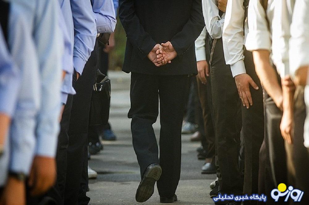 قانون با تنبیه بدنی دانش آموزان موافق است؟