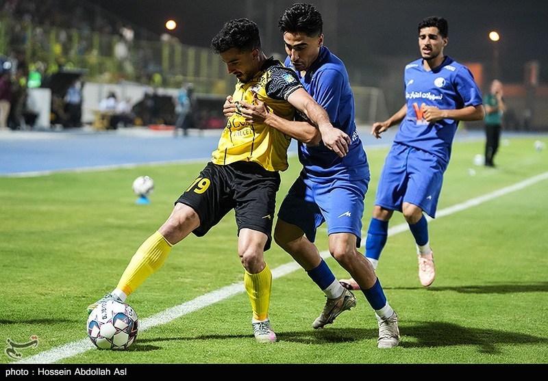 اعتصاب بازیکنان استقلال خوزستان ادامه یافت