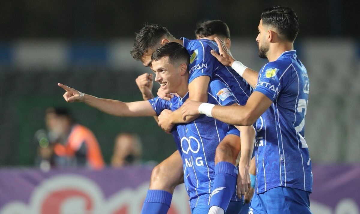 یک میلیون دلار برای چند ماه؛ یاسر آسانی برای استقلال ارزش داشت! یک میلیون دلار برای چند ماه؛ یاسر آسانی برای استقلال ارزش داشت!