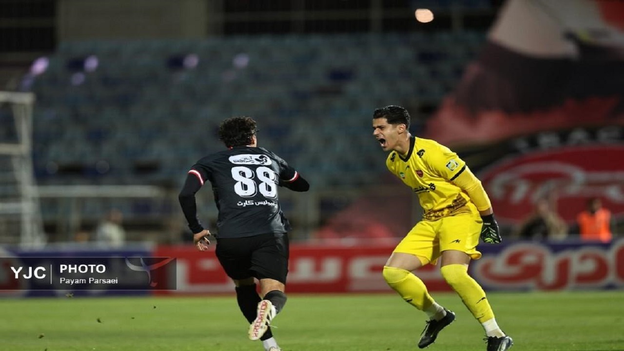 من بین ۱۵ بازیکن گران قیمت لیگ هم نیستم/  از استقلال هم پیشنهاد داشتم