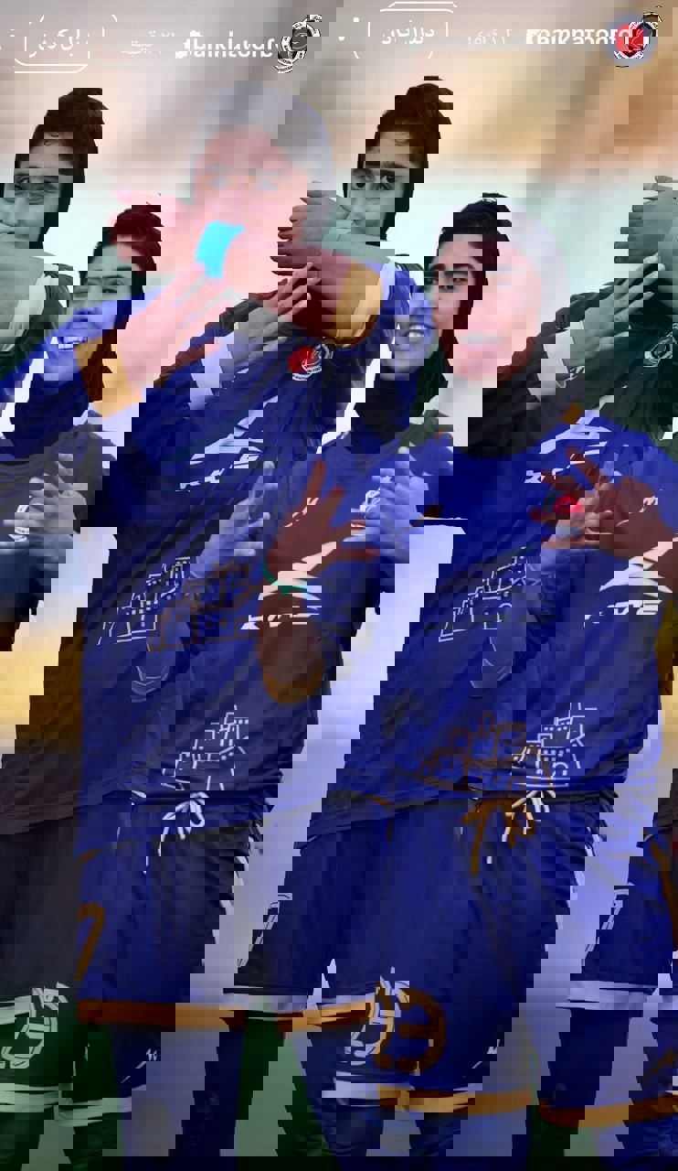 عکس از خوشحالی بعد از گل بازیکنان خاتون بم