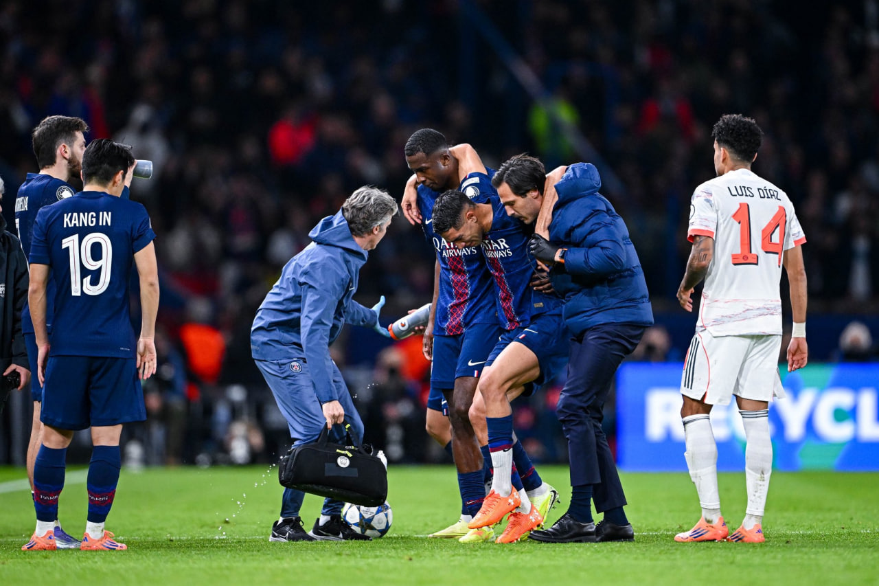 مصدومیت ترسناک اشرف حکیمی؛ او تا چه مدتی دور از میادین خواهد بود؟ مصدومیت ترسناک اشرف حکیمی؛ او تا چه مدتی دور از میادین خواهد بود؟