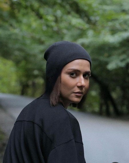 چهره بدون آرایش پریناز ایزدیار وایرال شد (عکس) چهره بدون آرایش پریناز ایزدیار وایرال شد (عکس)