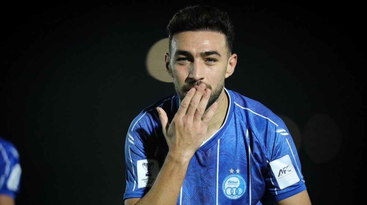 منیر الحدادی بازی با پرسپولیس را از دست داد؟ منیر الحدادی بازی با پرسپولیس را از دست داد؟