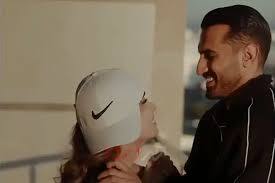 کلیپ عروسی سعید کریمی و همسرش در ورزشگاه شر شد: بازیکن ملوان خواهان حذف فیلمش شد!