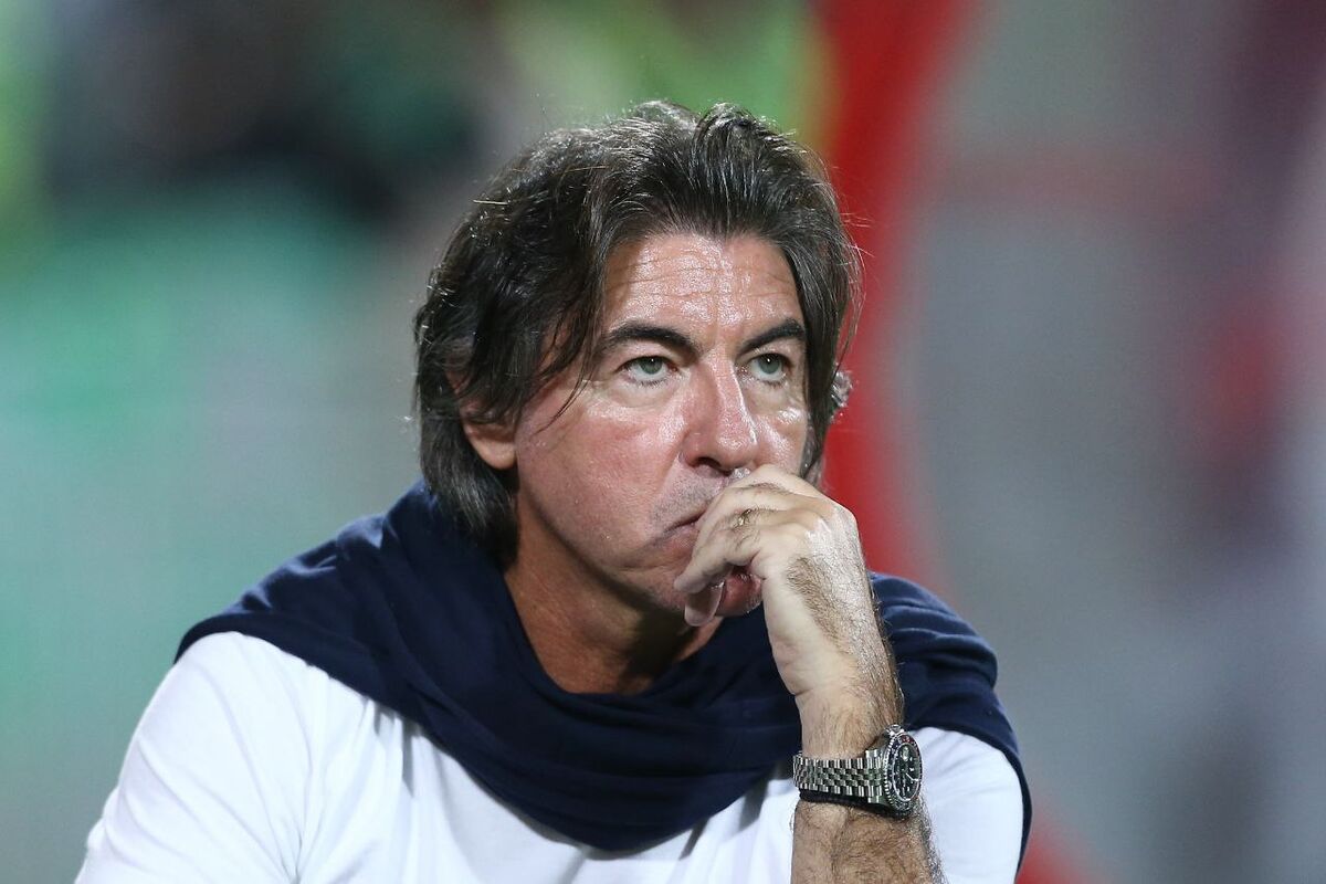 ساپینتو عصبانی شد؛ سازمان لیگ به درخواست استقلال «نه» گفت!