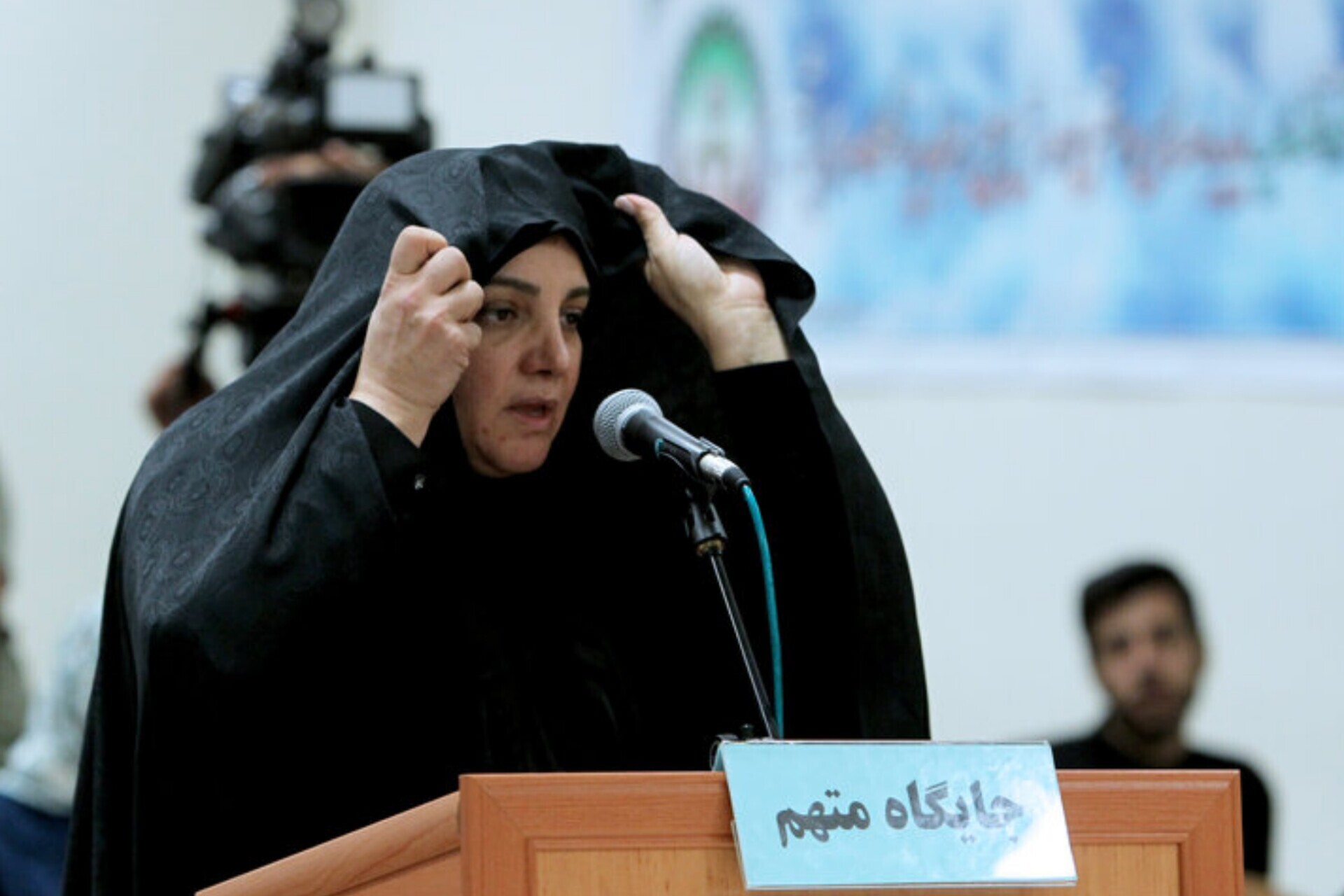 شبنم نعمت‌زاده و دستگیری در پرونده دارو