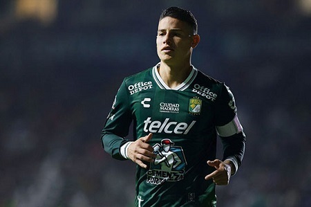 دعوای هواداران استقلال‌ و پرسپولیس‌ بر سر جذب خامس!