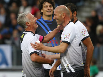 یک خرید وسوسه انگیز برای سعودی ها؛ سرمربی قهرمان جهان به عربستان می رود؟