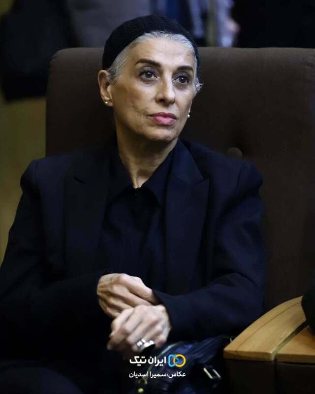 چهره بازیگران معروف در مراسم یادبود همایون ارشادی