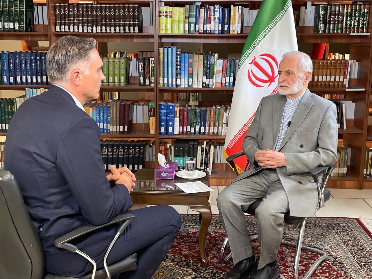 کمال خرازی: هرگونه مذاکره باید بر اساس دستور کار از پیش توافق شده باشد / آنها باید اولین گام را بردارند تا نشان دهند آماده تعامل با ما بر اساس شرایطی هستند که ما تعیین می‌کنیم / نمی‌توانیم غنی‌سازی را متوقف کنیم؛ البته درجه غنی‌سازی موضوع مذاکره است / فتوای رهبری درمورد سلاح‌های هسته‌ای قابل تغییر نیست / نمی‌دانیم نطنز و فردو چقدر آسیب دیده‌اند