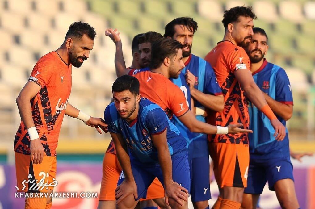 حذف زودهنگام نساجی از جام حذفی/ عنایتی مچ کمالوند را در ضربات پنالتی خواباند حذف زودهنگام نساجی از جام حذفی/ عنایتی مچ کمالوند را در ضربات پنالتی خواباند