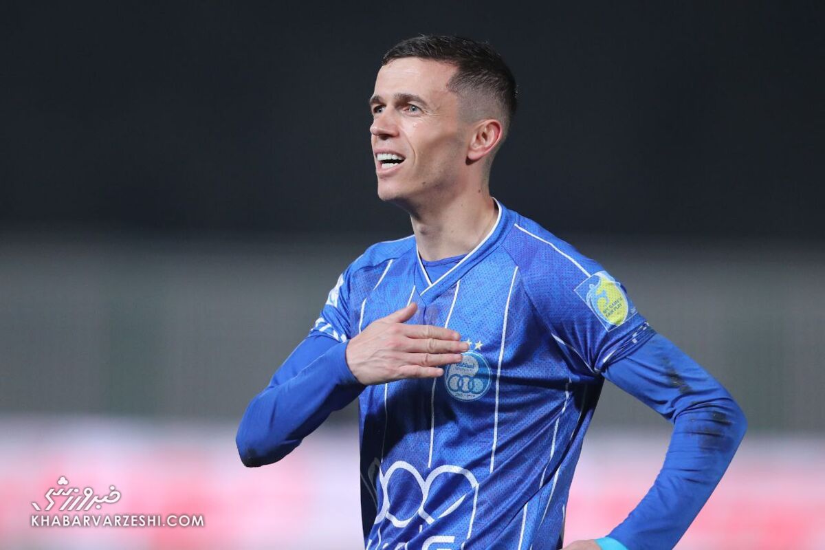 فریم به فریم با حرکات عجیب یاسر آسانی/ گریه جنجالی مهاجم استقلال +عکس