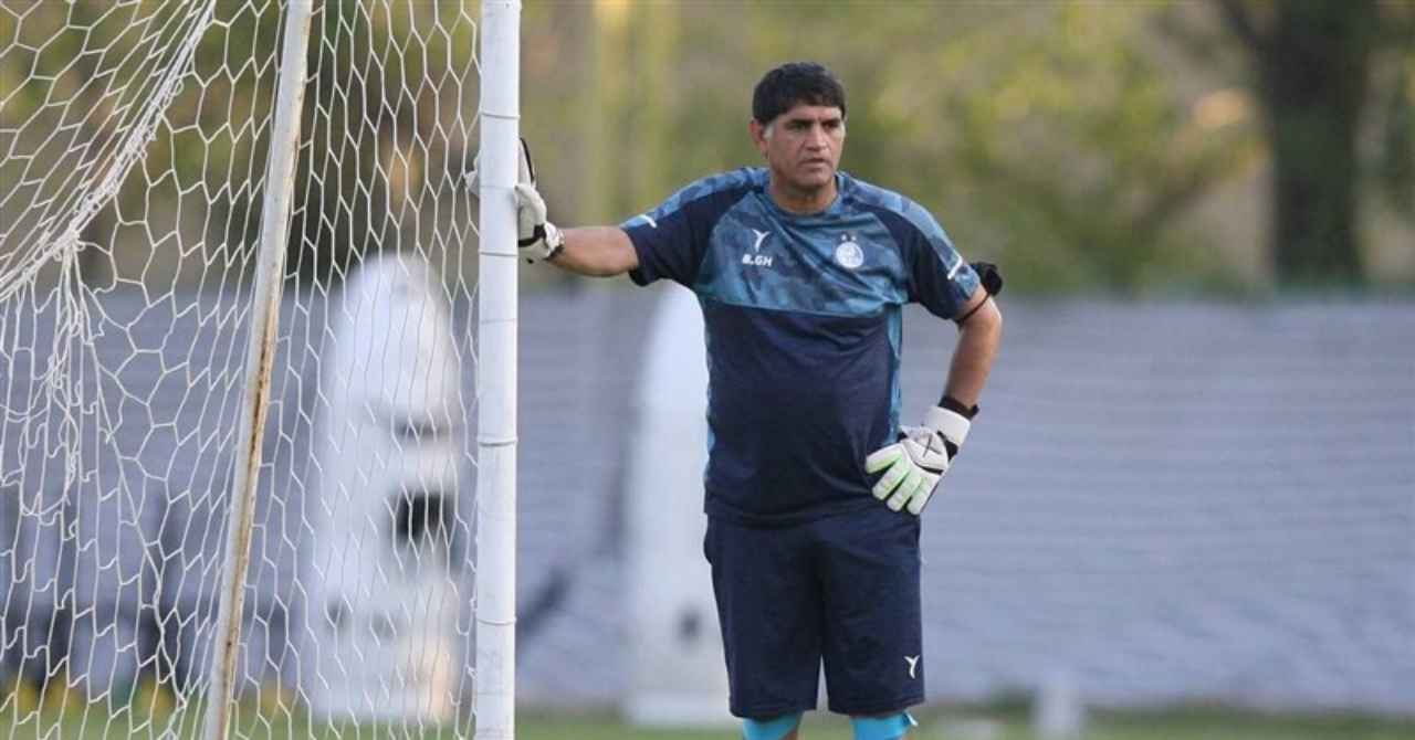 شرایط عجیب بهزاد غلامپور در تمرین استقلال شرایط عجیب بهزاد غلامپور در تمرین استقلال