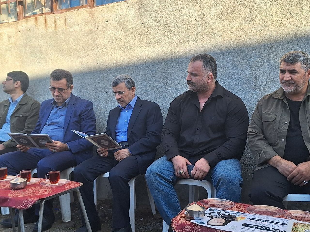 احمدی‌نژاد