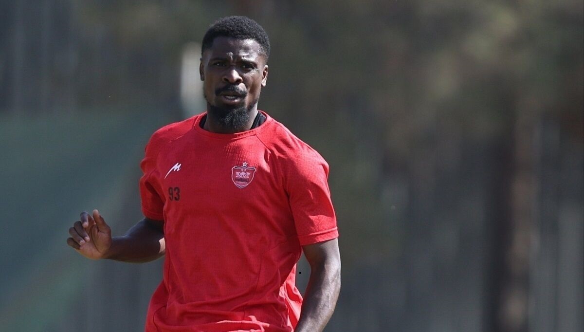 جنجال توهین نژادپرستانه سحرخیزان به سرژ اوریه در دربی ۱۰۶ سرژ اوریه