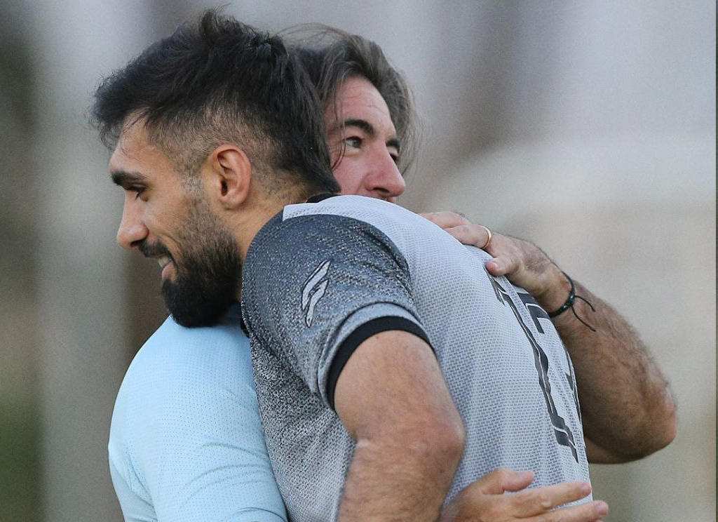 جلسه ویژه عارف آقاسی با مدیران استقلال؛ یا عذرخواهی کن یا به تیم دوم برو! جلسه ویژه عارف آقاسی با مدیران استقلال؛ یا عذرخواهی کن یا به تیم دوم برو!