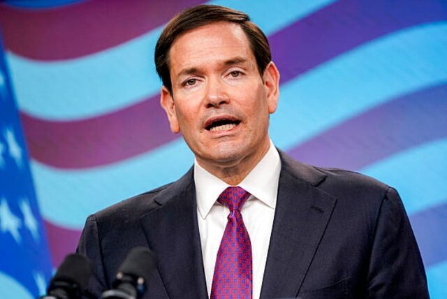 ادعای وزیر خارجه آمریکا: حکومت ونزوئلا از حزبالله و ایران دعوت میکنند که از خاکشان به فعالیت بپردازند ادعای وزیر خارجه آمریکا: حکومت ونزوئلا از حزبالله و ایران دعوت میکنند که از خاکشان به فعالیت بپردازند