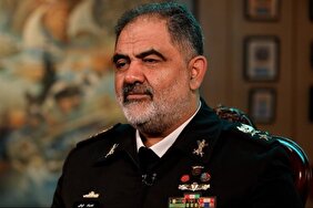 فرمانده نیروی دریایی ارتش: ۷ عملیات موشکی علیه ناو آبراهام لینکلن داشت و آمریکا مدتی نتوانست هواپیماهایش را به پرواز دربیاورد و عملیات هوایی داشته باشد