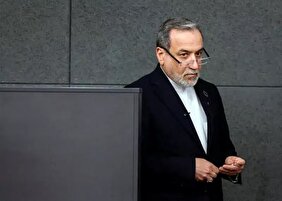 عراقچی: مذاکرات در حال پیشرفت است؛ آمریکا باید هوشیار باشد که توسط بدخواهان دوباره به باتلاق کشیده نشود