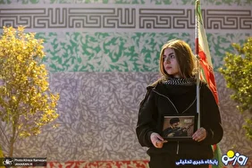 دختران بی‌حجاب در شعرهای مداحان میدان انقلاب/عکس