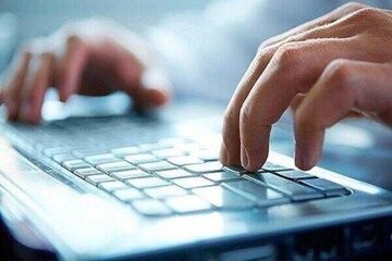 بازار داغ سیمکارتهای عراقی در نقطه صفر مرزی کردستان و کرمانشاه/ نداشتن اینترنت بین الملل را اینگونه جبران می کنند بازار داغ سیمکارتهای عراقی در نقطه صفر مرزی کردستان و کرمانشاه/ نداشتن اینترنت بین الملل را اینگونه جبران می کنند